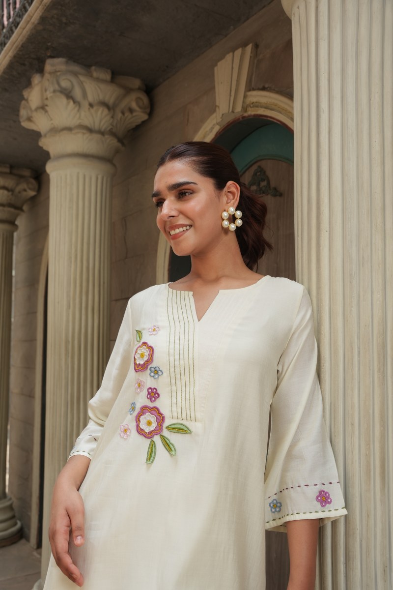 Diya roman silk cream embroidered co-ord set