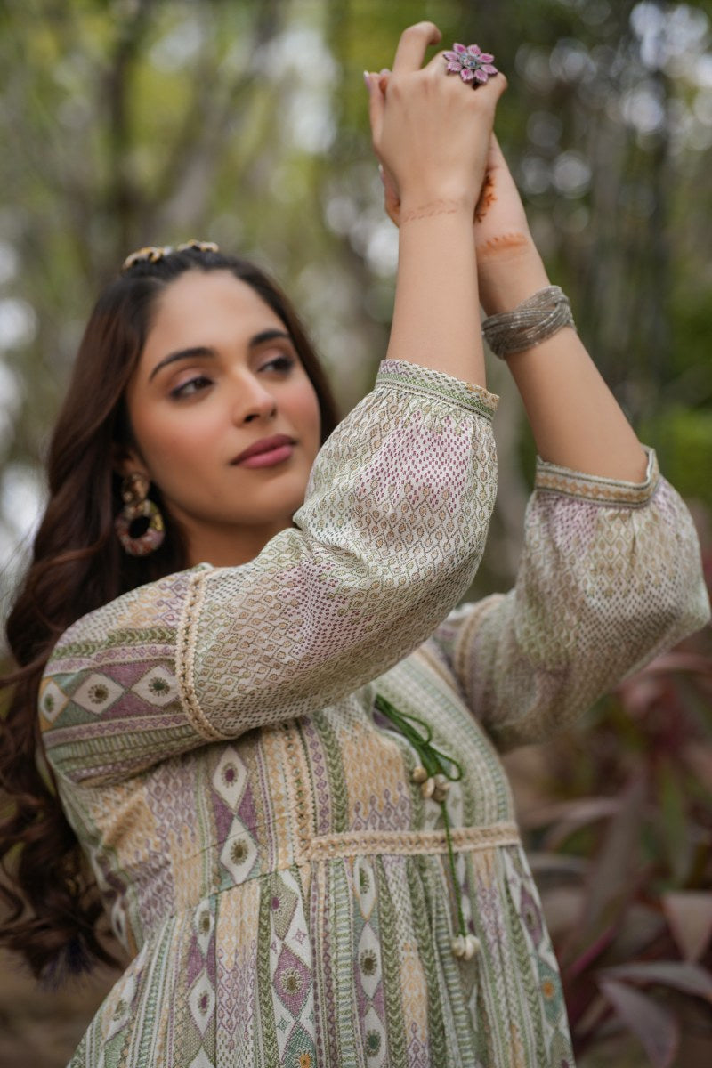 Nila cream-green Cotton printed short dress